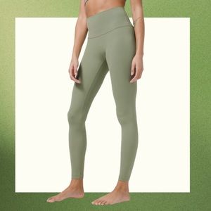 💚Lululemon Green Super High Rise Align Leggings💚